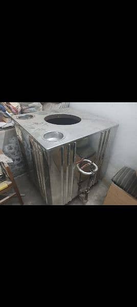 Moveable tandoor, Tandor rooti, Tandoori oven, Cylindrical clay oven. 2