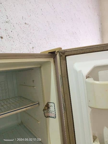Dawalance refrigerator ( fridge )for Sale 5