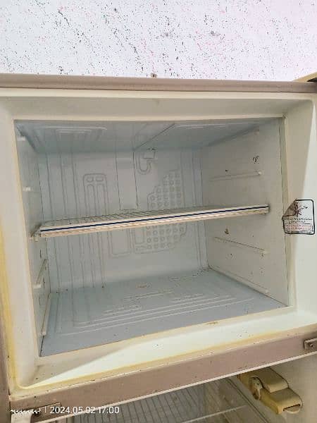 Dawalance refrigerator ( fridge )for Sale 8