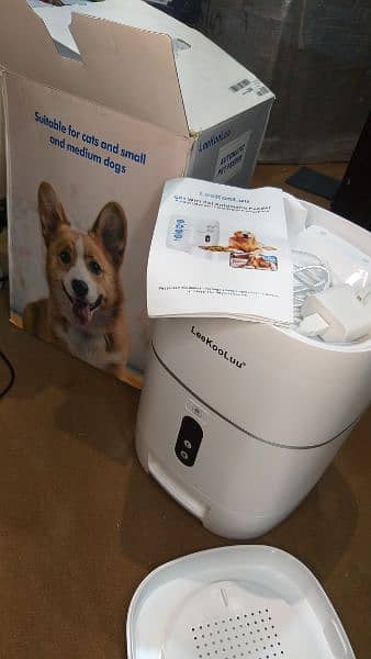 Pet Automatic Feeder 3