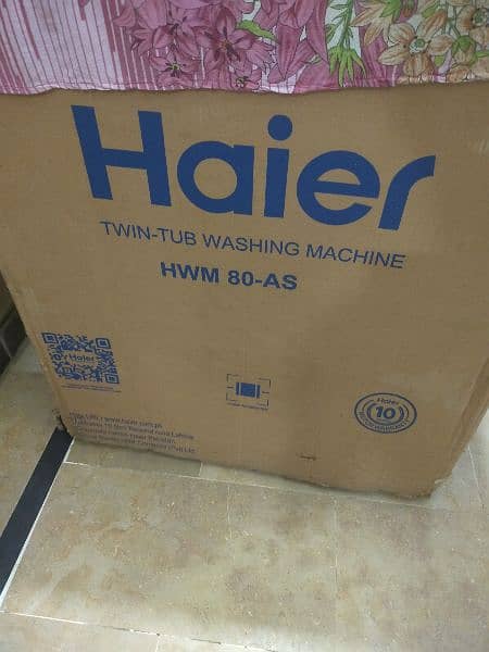 Haier HWM 80-AS Twin Tub Semi Automatic Washing Machine 8KG 2