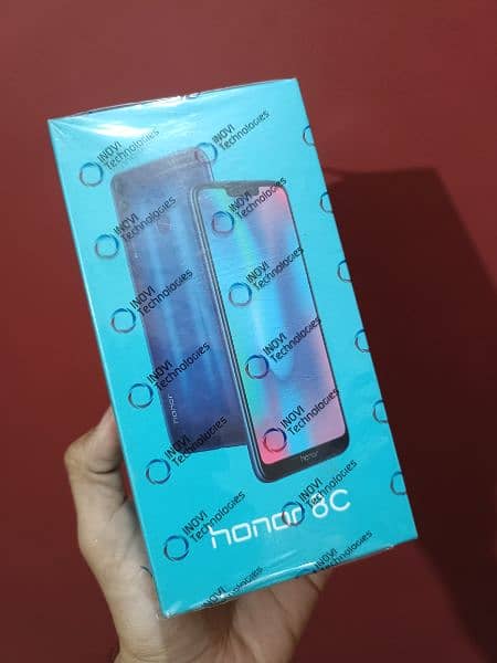 Honor 8C 3/32 Dual Sim PTA Approved Scratch Less Condition Gold Colour 1