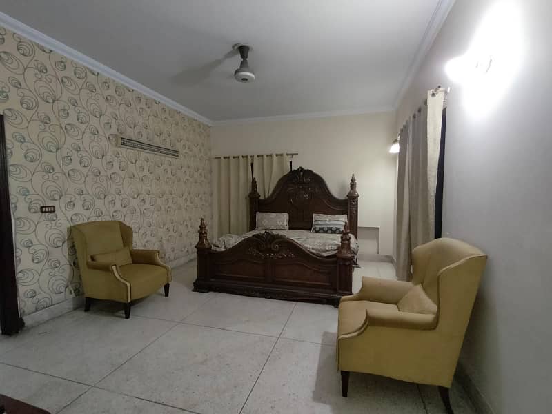 DHA Phase 3 Kanal 5 Bed Rooms Fully Furnished House For Rent 13