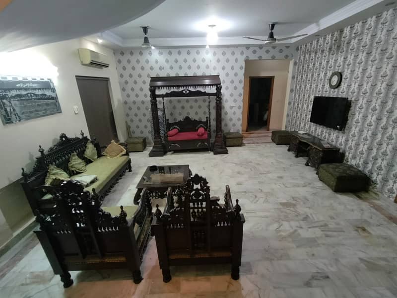 DHA Phase 3 Kanal 5 Bed Rooms Fully Furnished House For Rent 14