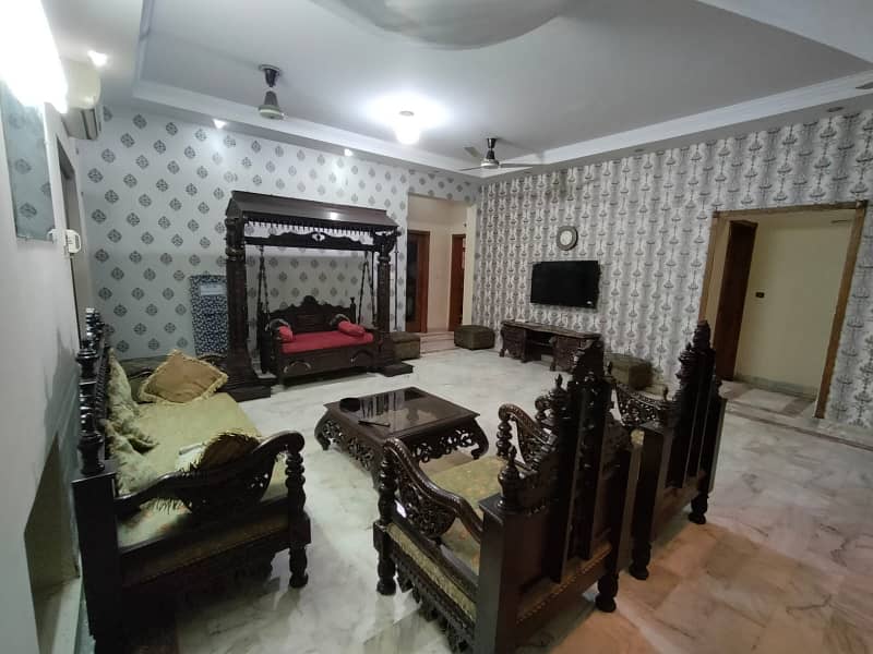 DHA Phase 3 Kanal 5 Bed Rooms Fully Furnished House For Rent 22