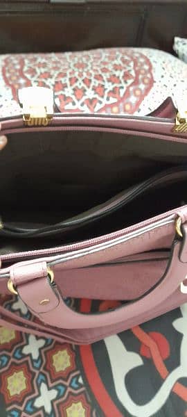 leather bag in attractive price 2