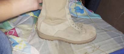 army shoes 0