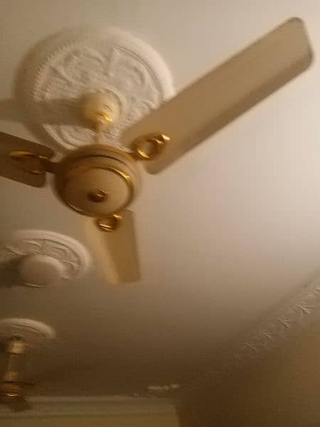 ceiling fan Bracket fan OK running condition 2