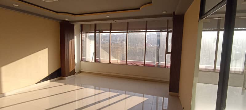 Office (2050 Sq Feet ) Available For Rent On Gt Road - DHA Phase 2 - Islamabad 1