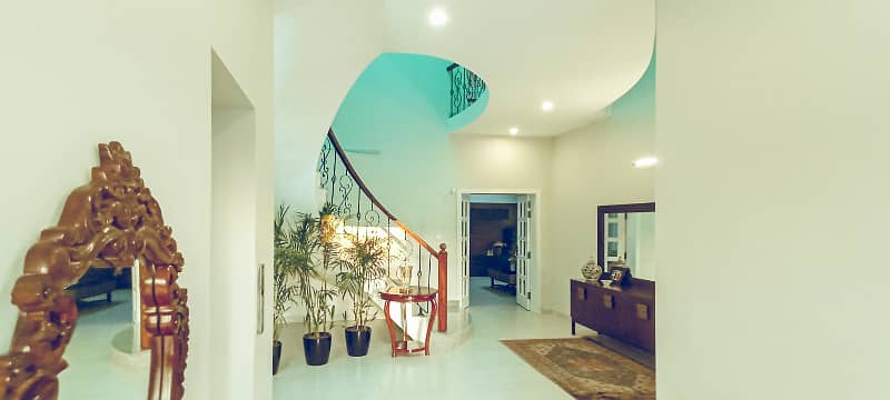 2 Kanal Elegant House (Furnished) for Sale - Bahria Town Phase 8 - Rawalpindi 20