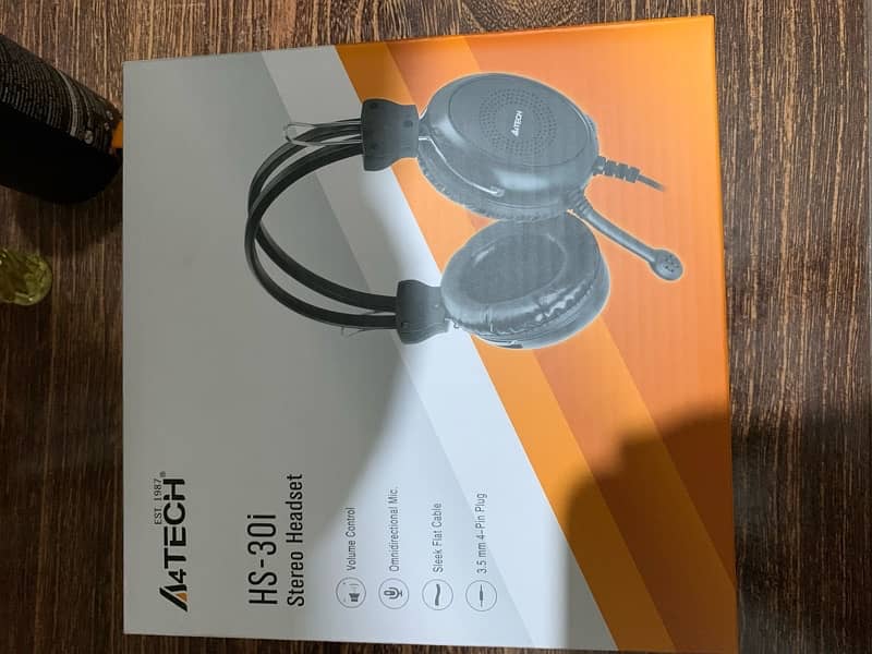 A4tech Hs-30i + 1 free bluetooth headphones 1