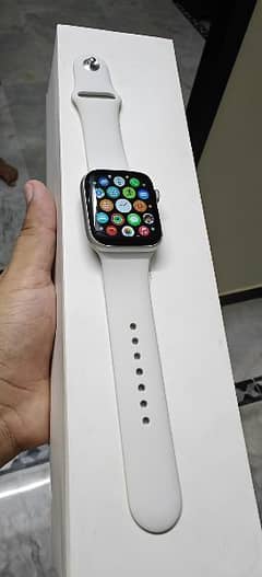 Apple watch series 5 44mm good condition