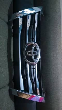 Toyota fortuner Grill