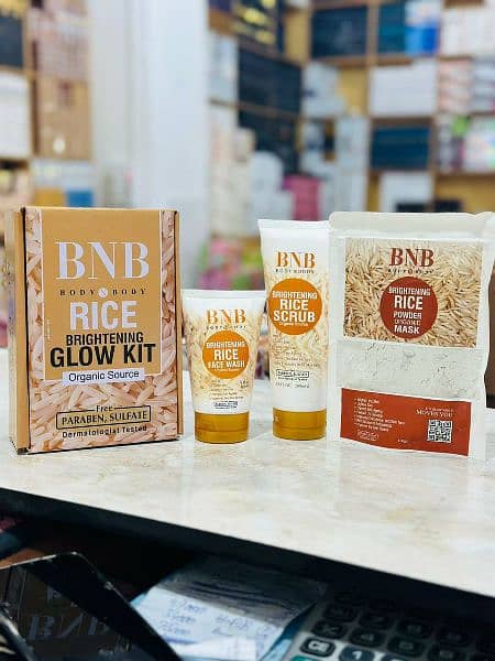 BNB Rice Extract Bright & Glow Kit Whitening Rice Organic Glow Kit 2