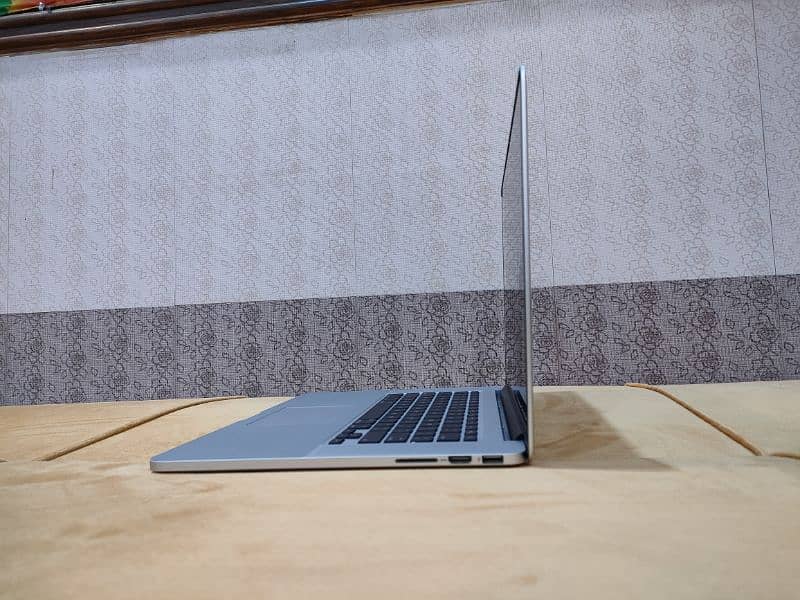 apple MacBook 1