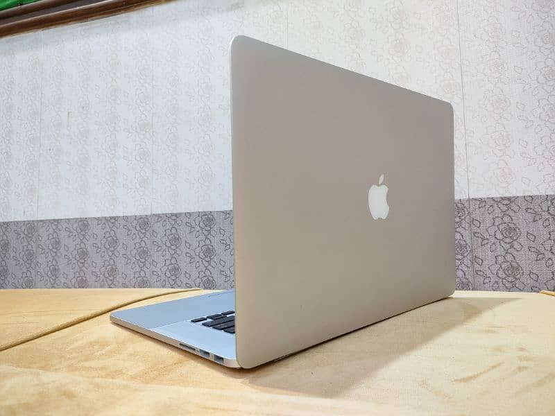 apple MacBook 3