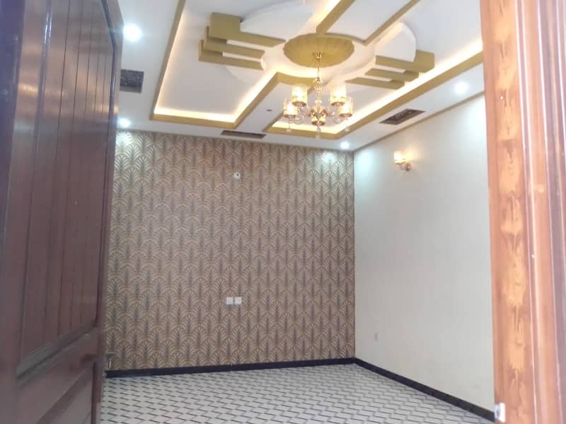BRAND NEW BANGLOW IN SAADI TOWN
240 YARDS SPACIOUS BANGLOW p
SAADI TOWN BLOCK 3
MODERN STRUCTURE 
GROUND+1
SEPRATE ENTRANCE FOR UPPER FLOOR
6 SPACIOUS BEDROOM WITH ATTACH BATH
2 WORKING AMERICAN KITCHENS
2 DRAWING ROOMS
SPACIOUS LOUNGE 1