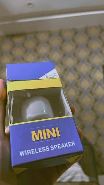 WIRELESS MINI SPEAKER AVAILABLE FOR SELL! 2