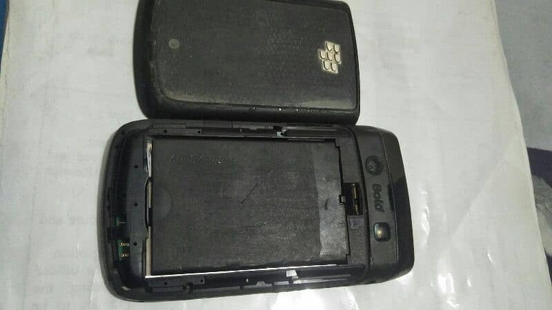 blackberry bold 9700 non pta for sale 0