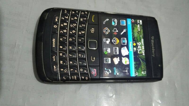 blackberry bold 9700 non pta for sale 1