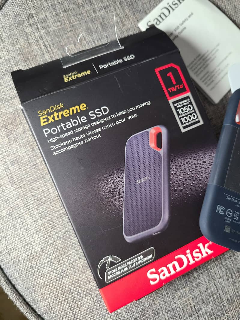 Sandisk Extreme Portable NVME SSD 1TB _ American Version 12