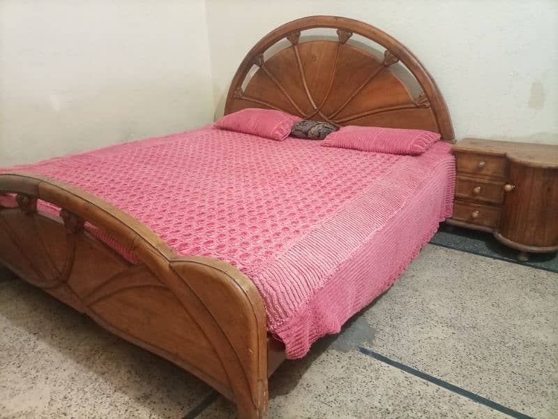 pure wooden king size bed 0