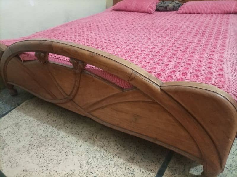 pure wooden king size bed 1