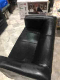 brand new sofa set Ek Mahina use Kiye Hain