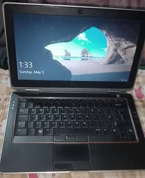 2nd generation laptop with charger high speed laptop 1