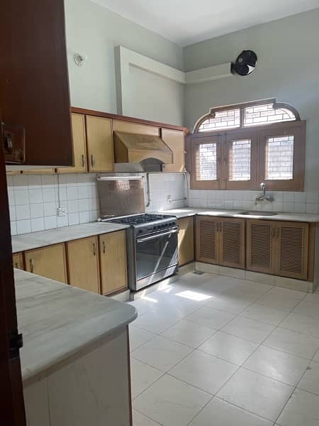 F11/4 beautiful double story 5 bed house for long term monthly rent 12