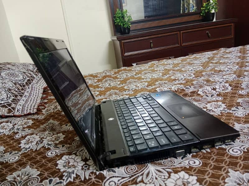 ProBook i5 urgent sale need tomoney in working condition with charger 1