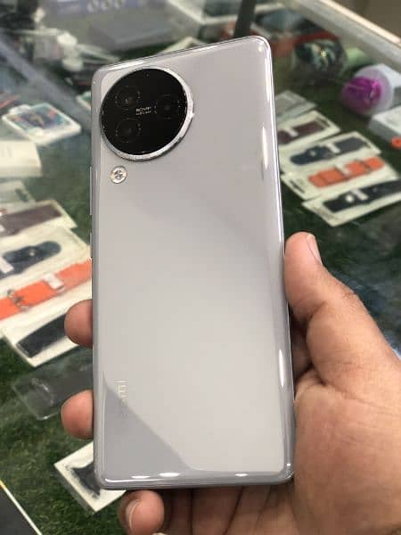 Xiaomi civic 3 1