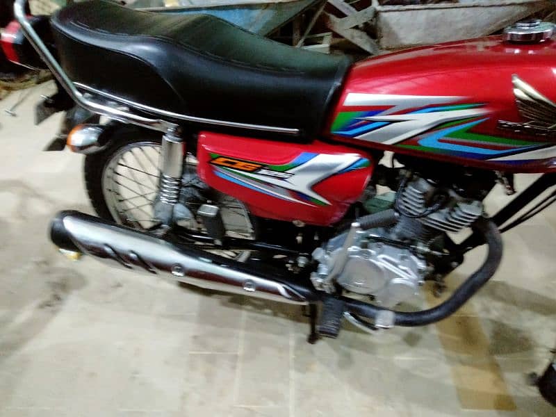 honda 125 2023 model condition 10 by 10 all ok cplc clear ha 0