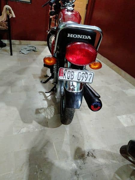 honda 125 2023 model condition 10 by 10 all ok cplc clear ha 2