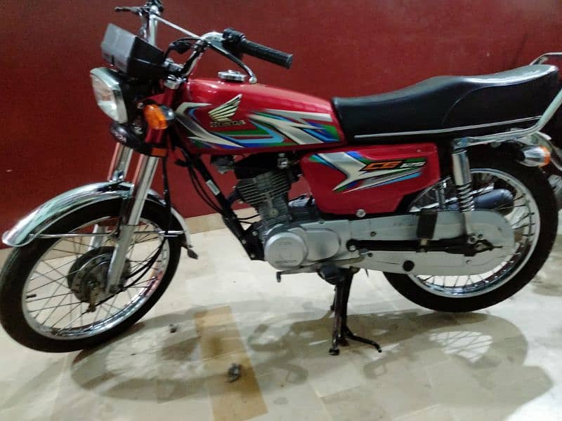 honda 125 2023 model condition 10 by 10 all ok cplc clear ha 9
