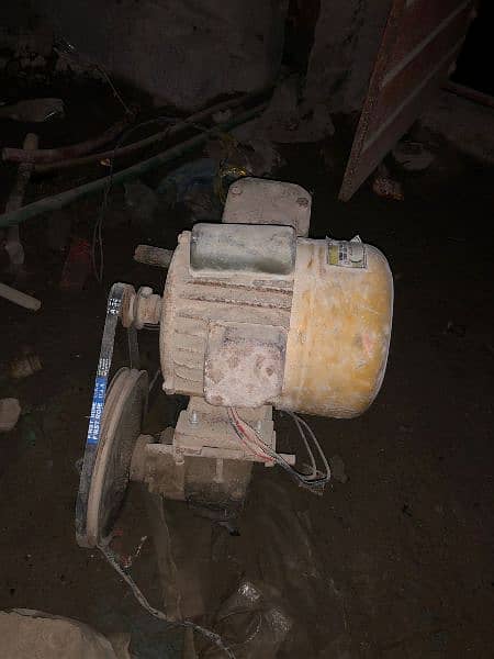 water pump moter urgently sale 2