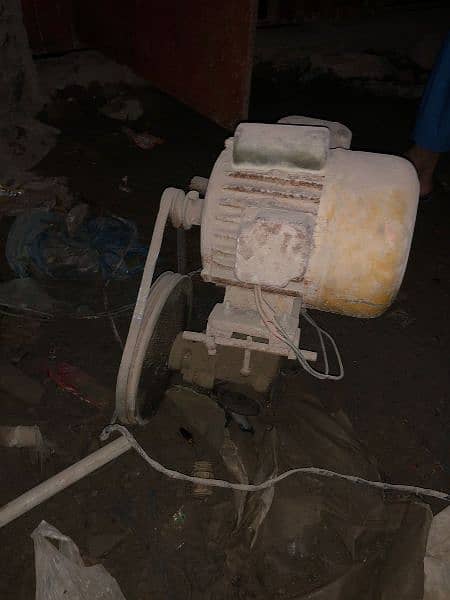water pump moter urgently sale 7
