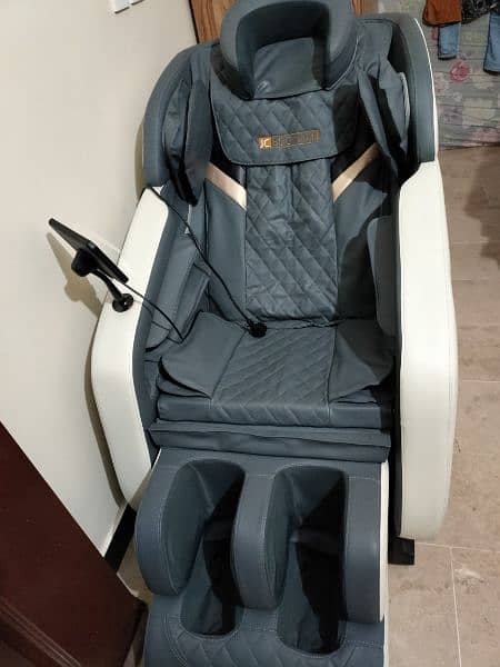 Massage Chair 1