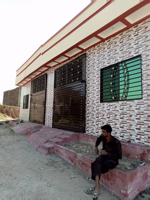 New 3 Marla House Demand 42 lack Electricity Water 20 Foot Gali hy Registery intiqal BiG Car Porch Tahir Khan 03115850472 0