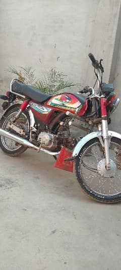 super asia 2011 modl bike for sale all ok complt dcmnts only Whatsapp