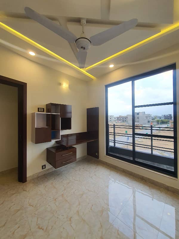 A Palatial Residence House For Sale In Faisal Town - F-18 15