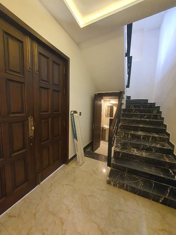 A Palatial Residence House For Sale In Faisal Town - F-18 18