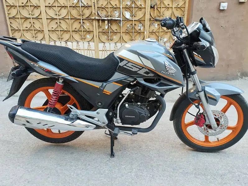 Honda CB150F 2022 3
