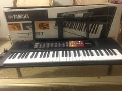 Yamaha F51-PSR Piano