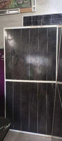 3 Panel 200 watt Solar Panel Available for sale 1
