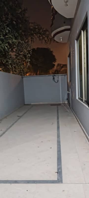FULL HOUSE SECTOR E DOUBAL UNIT FOR RENT 2 CARS PORCH AVAILABLE SEPARATE ENTRANCE GAS INSTALLED 3