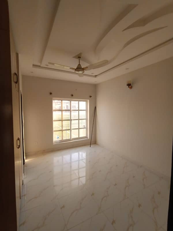 Bahria Town PHASE 8 Usman block corner house for sale 9