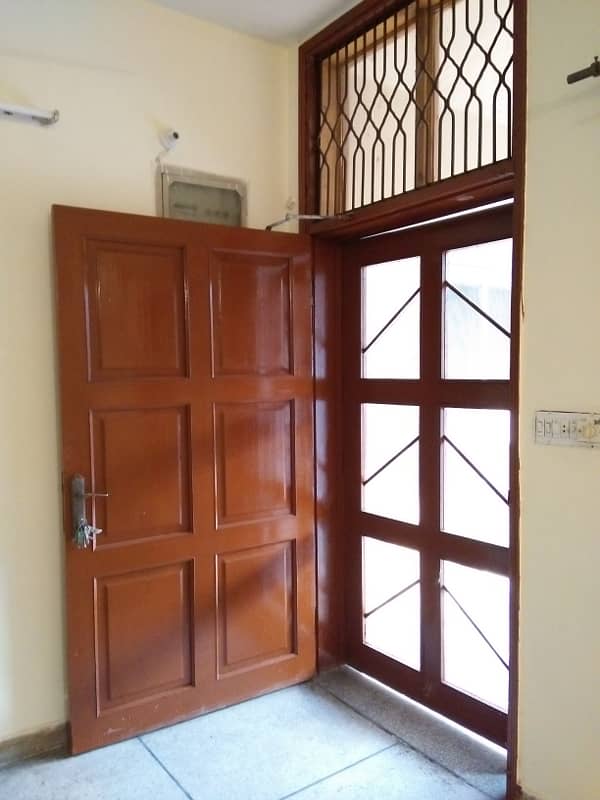 10 Marla 03 Bedroom house Available For Sale In Askari 9 Lahore Cantt 4