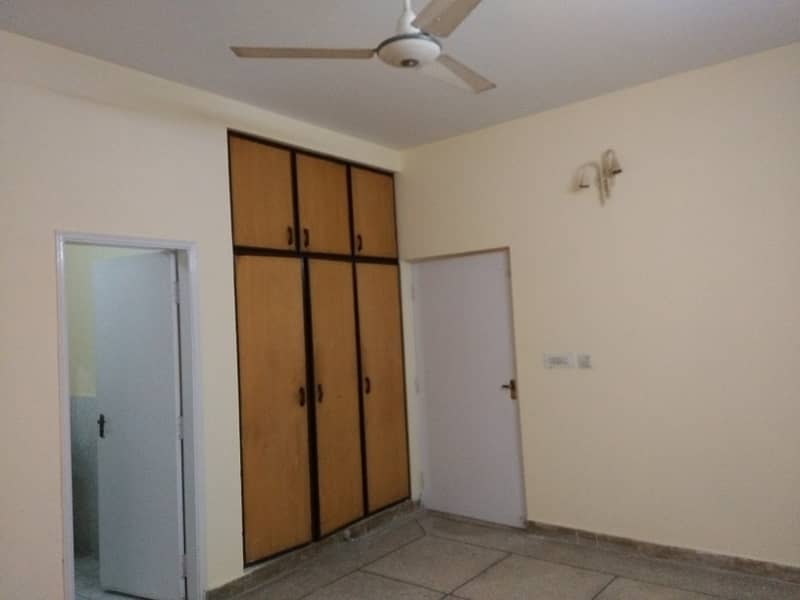 10 Marla 03 Bedroom house Available For Sale In Askari 9 Lahore Cantt 18