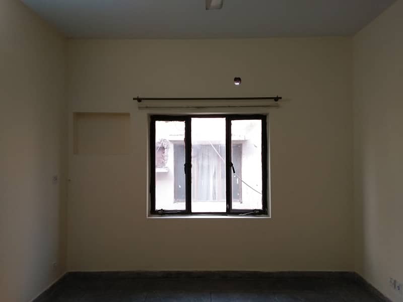 10 Marla 03 Bedroom house Available For Sale In Askari 9 Lahore Cantt 38